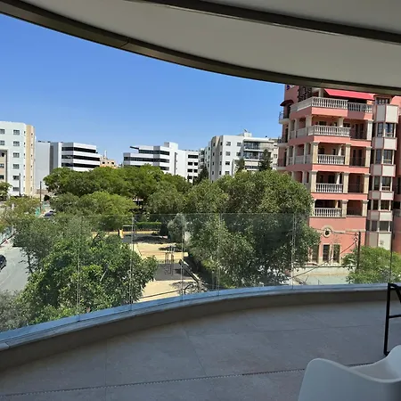 Wealthystays Parkside Residence Nicosia Exterior photo